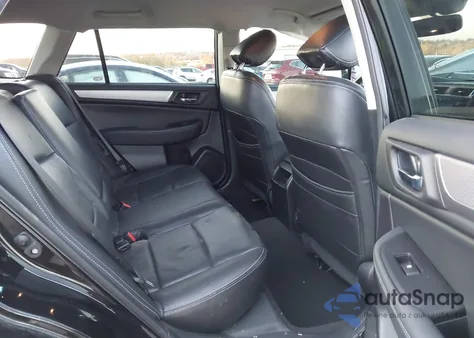 2016 Subaru Outback 2.5I Premium z USA, uszkodzony, nr VIN 4S4BSAFC4G3215363